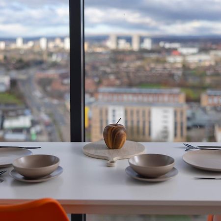 Quayside Penthouse 2 Bedroom Ensuite Near Media City & Manchester United Esterno foto