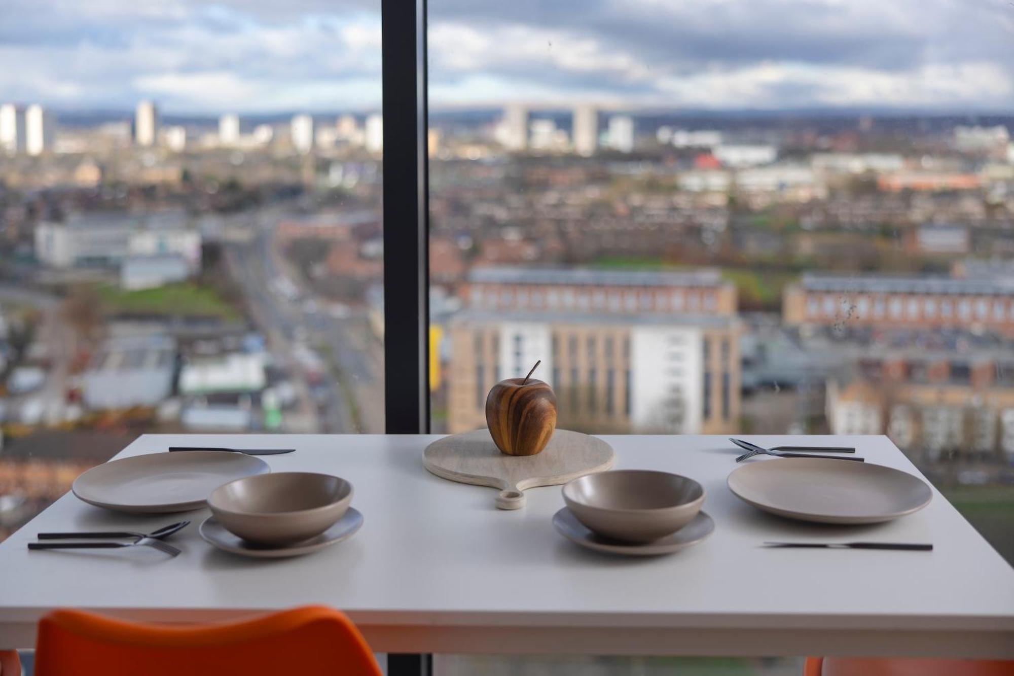 Quayside Penthouse 2 Bedroom Ensuite Near Media City & Manchester United Esterno foto
