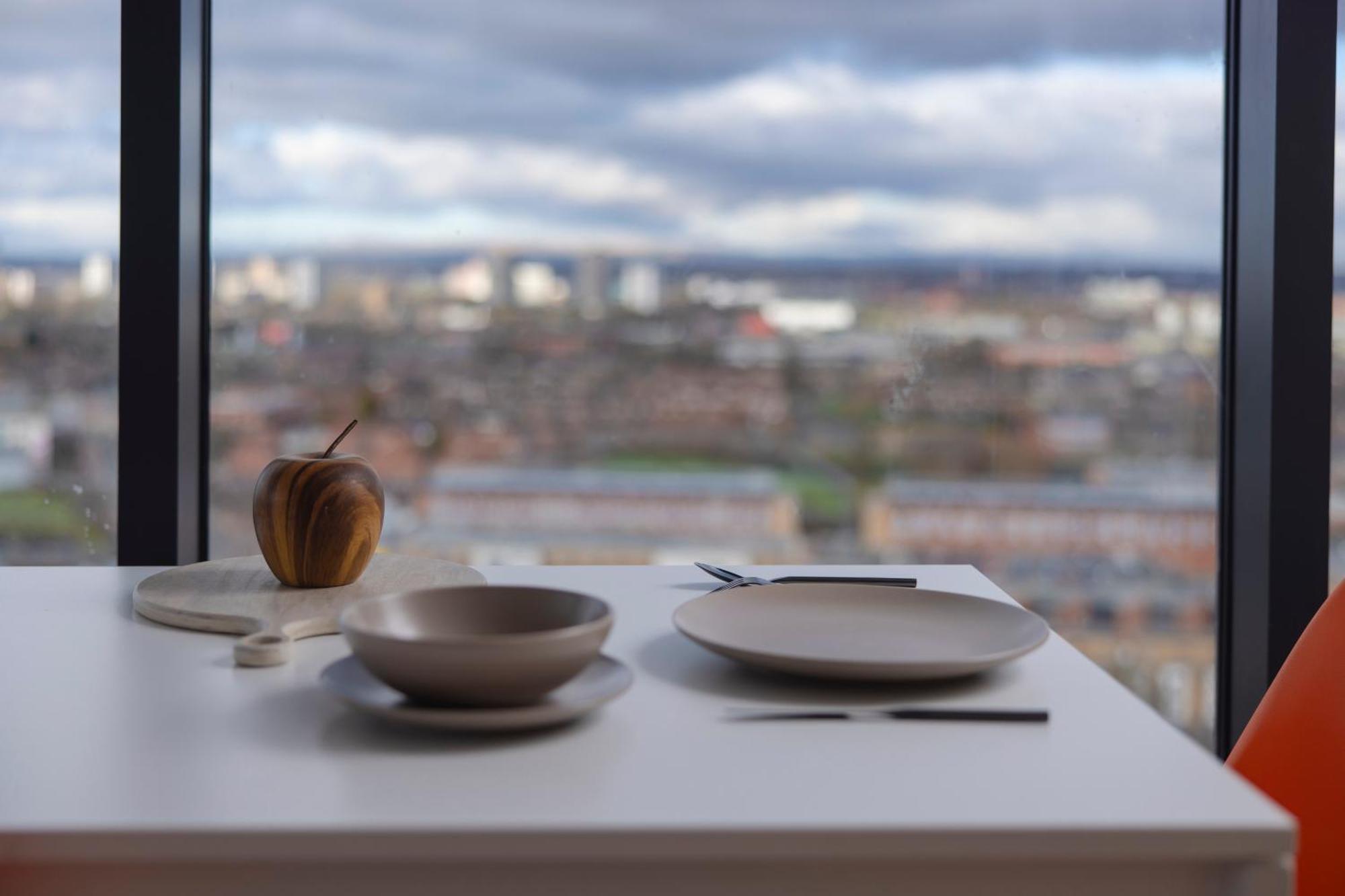 Quayside Penthouse 2 Bedroom Ensuite Near Media City & Manchester United Esterno foto